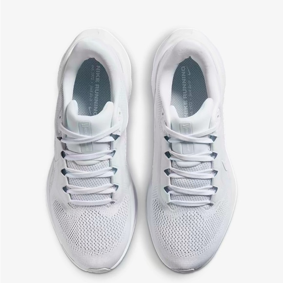 NIB Women’s Nike Air Zoom Pegasus 41 Size 9 White/Silver - Picture 4 of 10